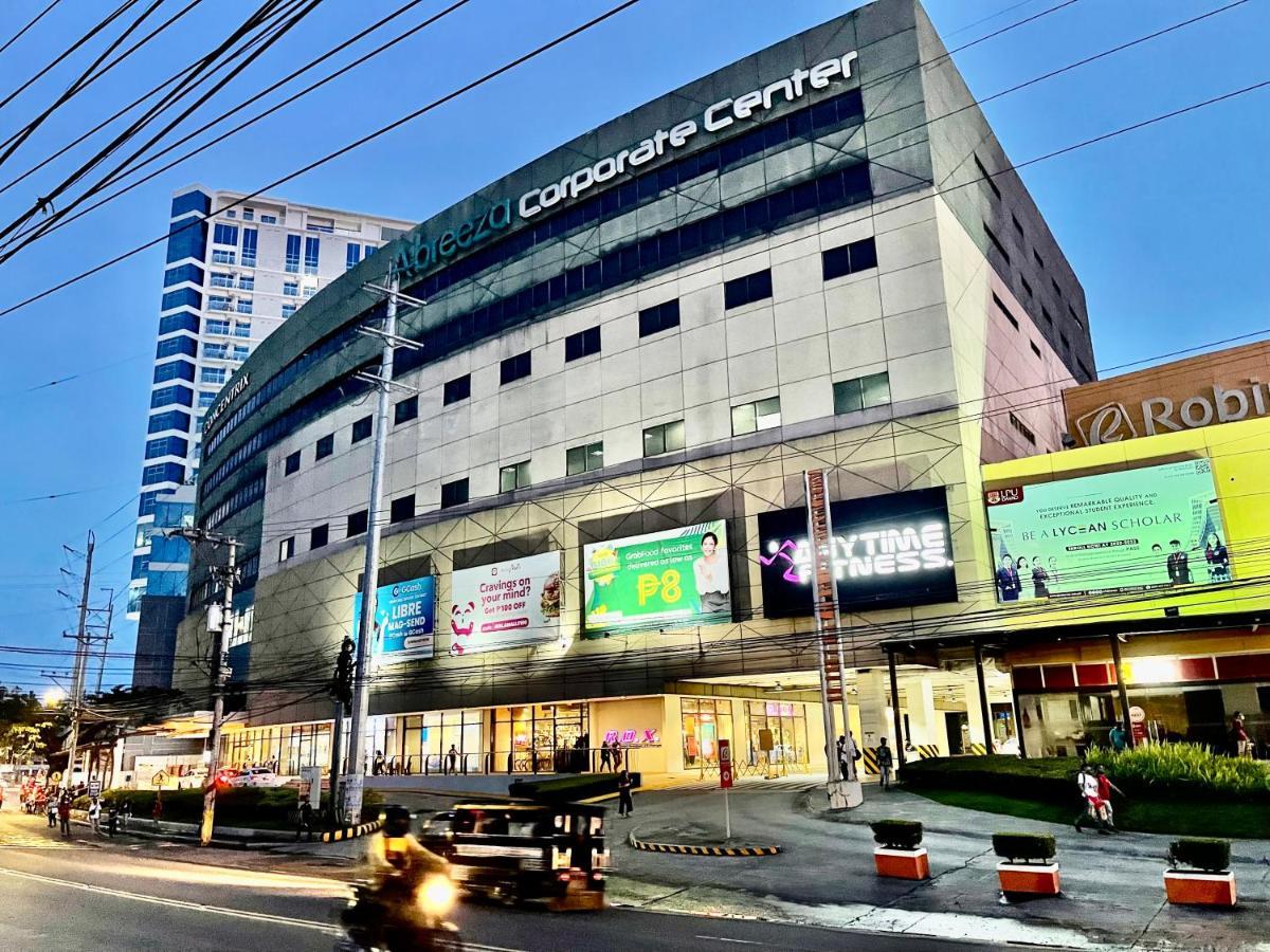 Inspiria Aparthotel Davao City Exterior foto